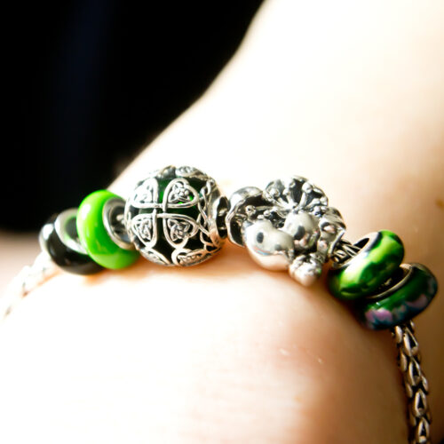 Irish Celtic Shamrock Dark Green Bead