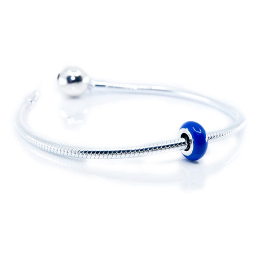 indigo dark blue stopper on bracelet